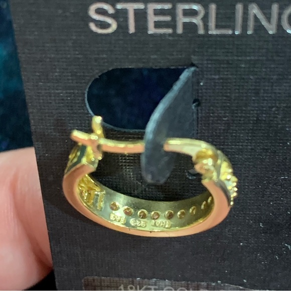 DILLARD’S 18k Gold over Sterling Silver CZ SMALL HOOP EARRINGS! - Picture 3 of 13